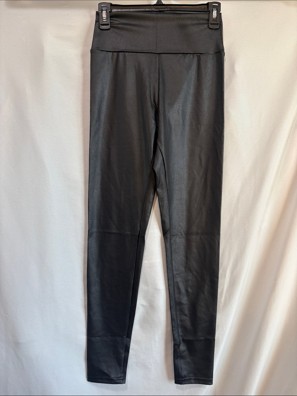 High-Rise Black Faux-Leather Leggings for Women MM271